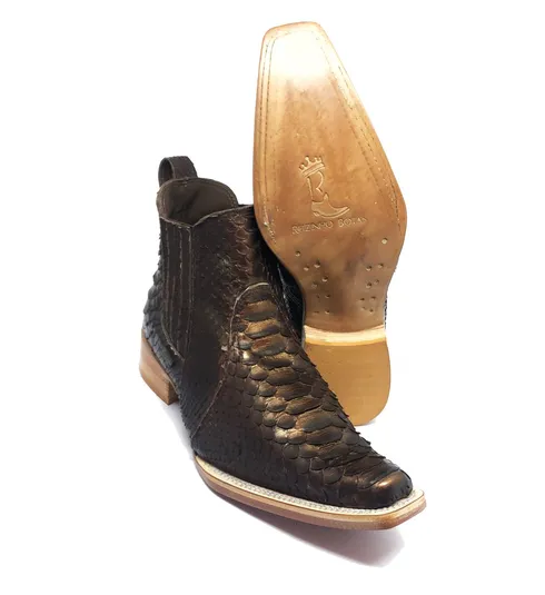 Bota Texana Reizinho Premium de Couro Legítimo de Cobra Python Luxo Brown LIMITED EDITION - Cano Curto, Bico Fino Quadradinho - Solado de Couro Artesanal