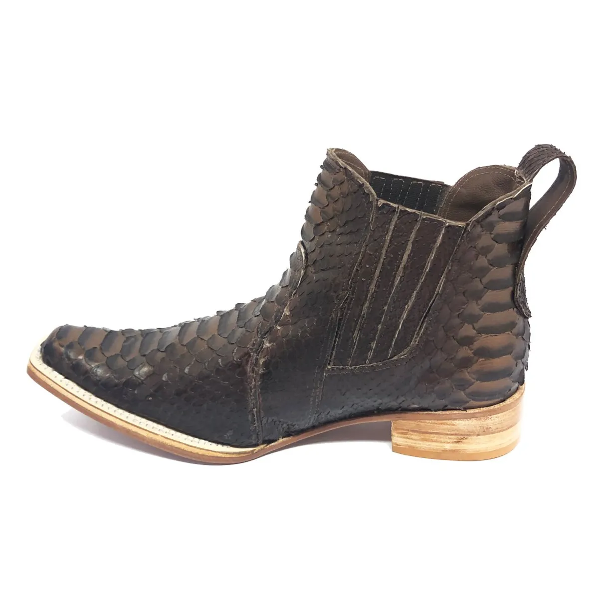 Bota Texana Reizinho Premium de Couro Legítimo de Cobra Python Luxo Brown LIMITED EDITION - Cano Curto, Bico Fino Quadra