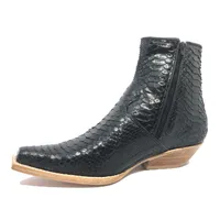 Bota Texana Reizinho Premium de Couro Legítimo de Cobra Python Preta LIMITED EDITION - Cano Curto, Bico Fino Quadradinho - Solado de Couro Artesanal - imagem 2