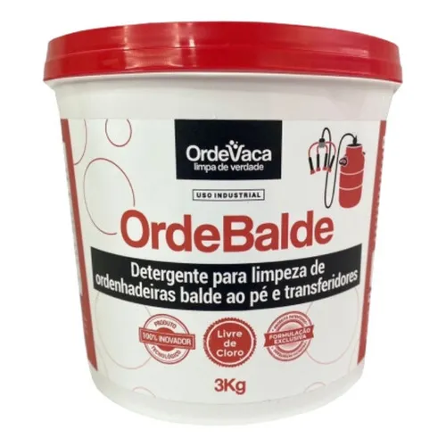 Detergente para limpeza de ordenhadeiras e tranferidores