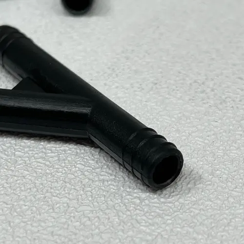 EMENDA EM Y 5/16 PLASTICO PARA VACUO