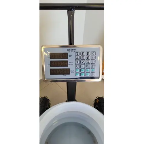 CARRINHO BALAÇA MEDIDOR DE LEITE