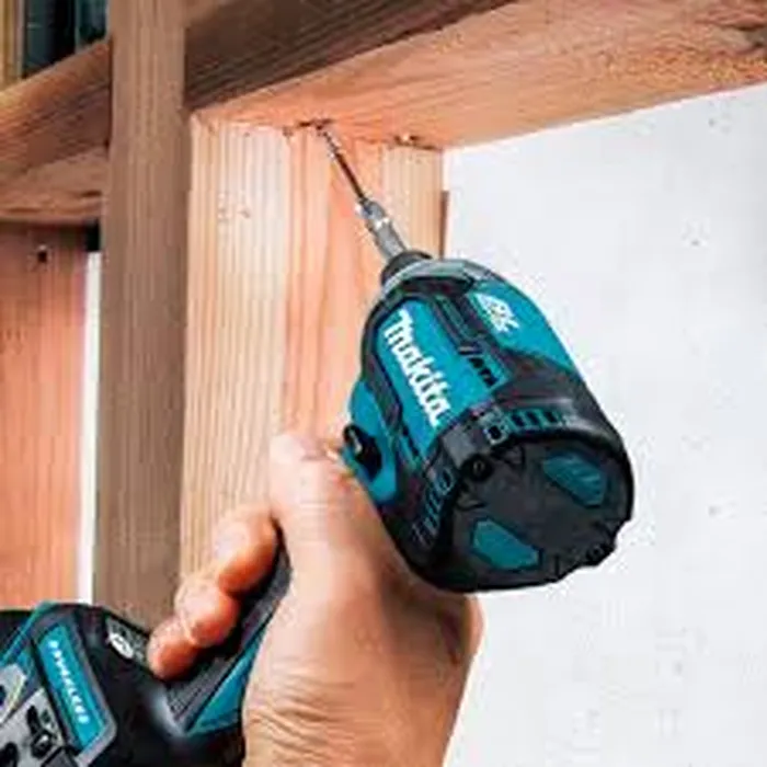 Dtd170rfe Parafusadeira De Impacto 18V Makita