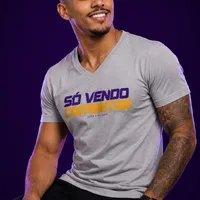 Camiseta Gola V Escudo SV — Cinza Mescla - imagem 2