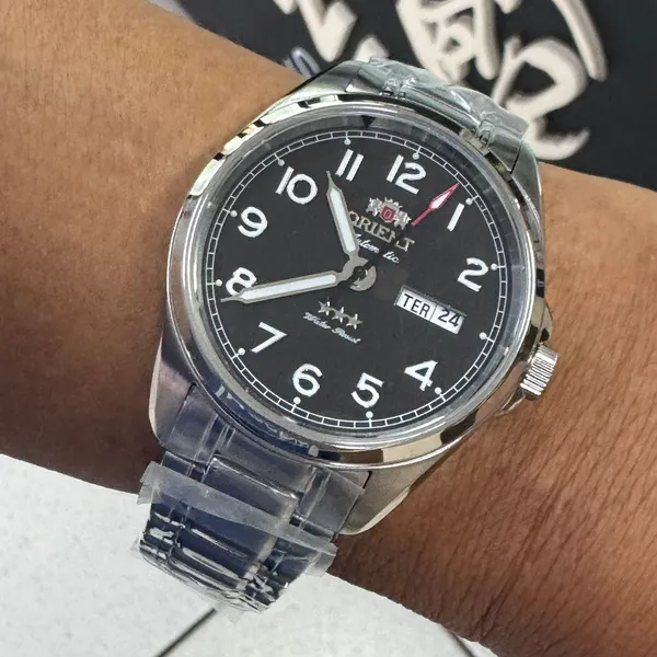 Orient 3 Estrelas Automático Elegance YN6SS006 preto