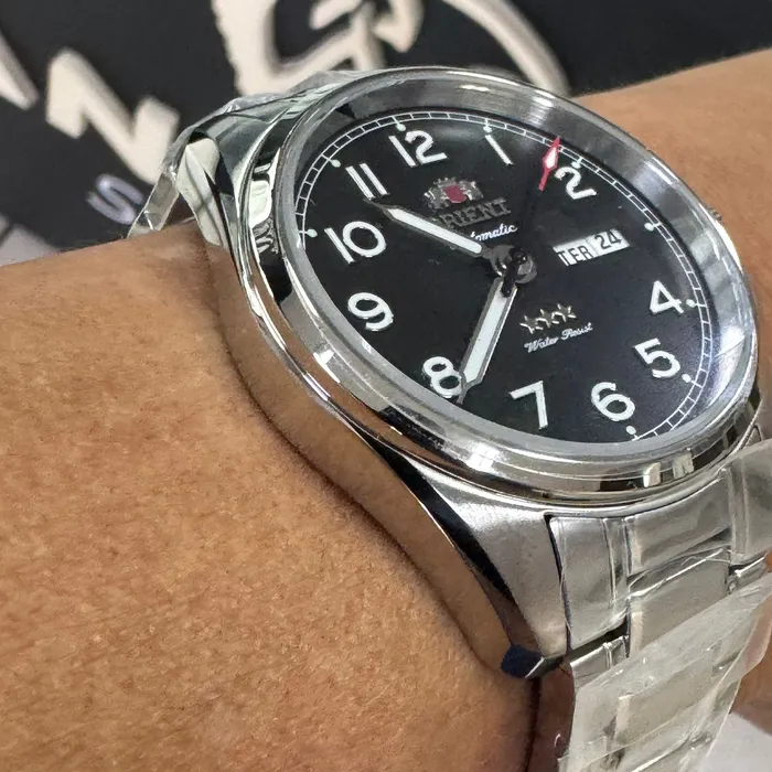 Orient 3 Estrelas Automático Elegance YN6SS006 preto