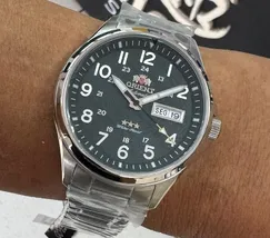 Orient 3 Estrelas Automático Sports Land YN6SS007 verde - imagem 6