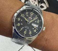 Orient 3 Estrelas Automático Sports Land YN6SS007 preto - imagem 1