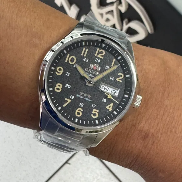 Orient 3 Estrelas Automático Sports Land YN6SS007 preto