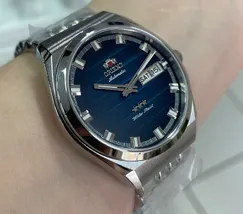 Orient 3 Estrelas Automático Heritage YN6SS014 azul - imagem 3
