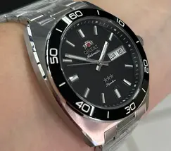 Orient 3 Estrelas Automático Elegance YN6SS017 preto - imagem 3