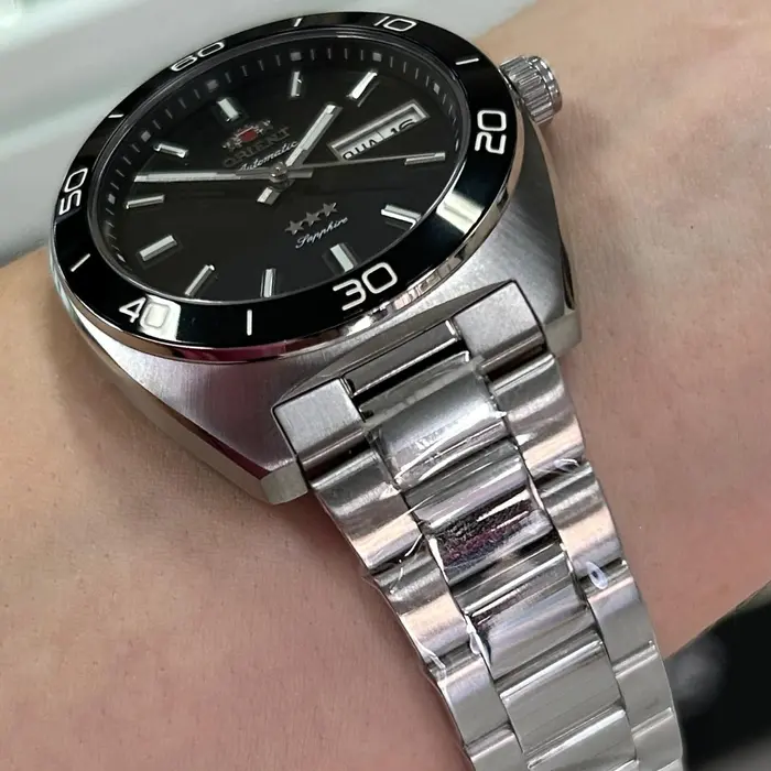 Orient 3 Estrelas Automático Elegance YN6SS017 preto