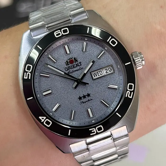 Orient 3 Estrelas Automático Elegance YN6SS017 Azul celeste