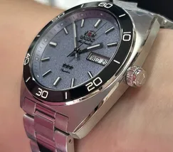 Orient 3 Estrelas Automático Elegance YN6SS017 Azul celeste - imagem 4