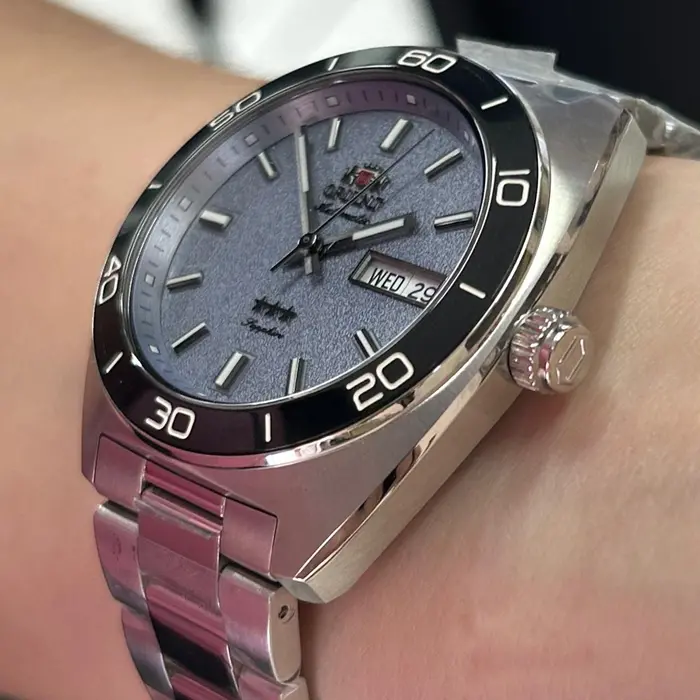 Orient 3 Estrelas Automático Elegance YN6SS017 Azul celeste