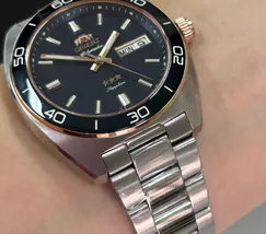 Orient 3 Estrelas Automático Elegance YN6MM017 Azul - imagem 4