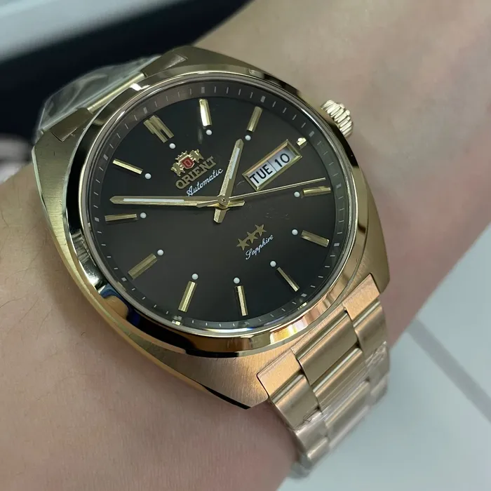 Relógio Orient Heritage 3 Estrelas YN6GG001 Dourado Safira | Taniguchi Relógios