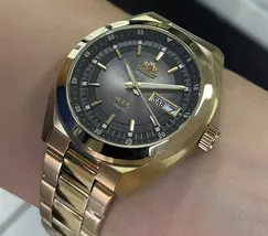 Orient 3 Estrelas Automático Heritage YN6GG002 grafite - imagem 4