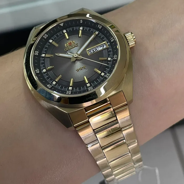 Orient 3 Estrelas Automático Heritage YN6GG002 grafite