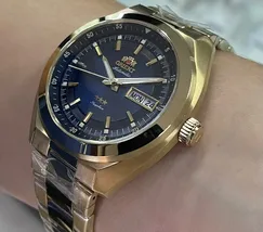 Orient 3 Estrelas Automático Heritage YN6GG002 Azul - imagem 5