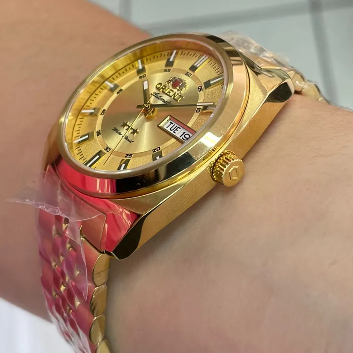 Orient 3 Estrelas Automático Heritage Dourado YN6GG005 Dourado