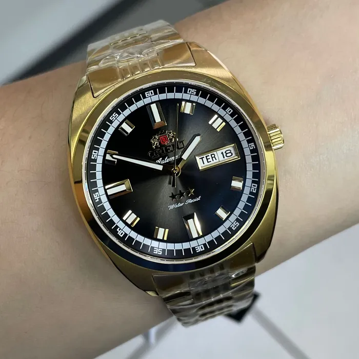 Orient 3 Estrelas Automático Heritage Dourado YN6GG004 Verde