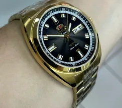 Orient 3 Estrelas Automático Heritage Dourado YN6GG004 Verde - imagem 3