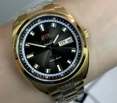 Orient 3 Estrelas Automático Heritage Dourado YN6GG004 Verde - imagem 1