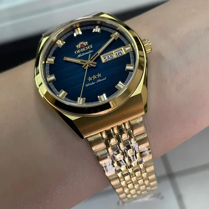 Orient 3 Estrelas Automático Heritage Dourado YN6GG014 azul