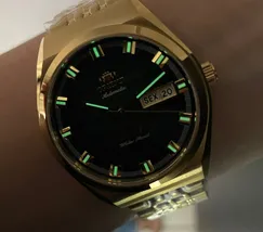 Orient 3 Estrelas Automático Heritage Dourado YN6GG014 verde - imagem 7