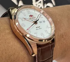 Orient 3 Estrelas Automático Elegance Rose Gold YN6RC006 Branco - imagem 5