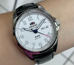 Orient 3 Estrelas Automático Elegance YN6SC006 Branco - imagem 1