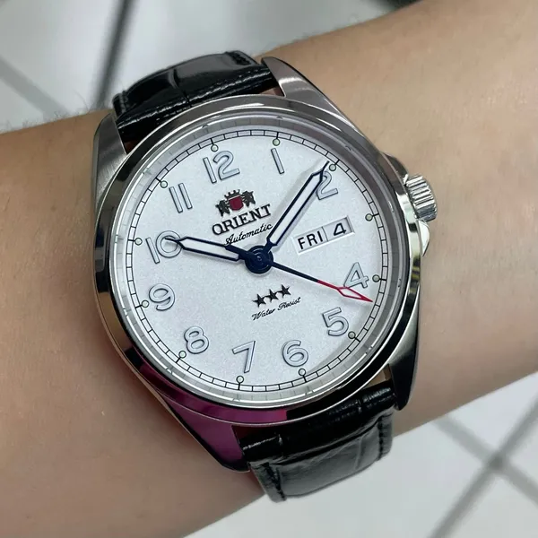 Orient 3 Estrelas Automático Elegance YN6SC006 Branco