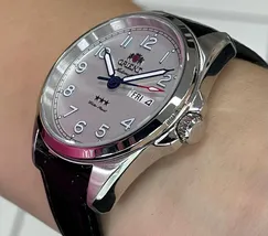 Orient 3 Estrelas Automático Elegance YN6SC006 Branco - imagem 5