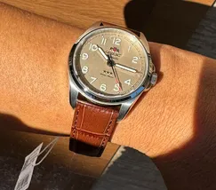 Orient 3 Estrelas Automático Elegance YN6SC006 Champanhe - imagem 7