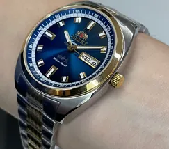 Orient 3 Estrelas Automático Heritage Dourado YN6TT004 Azul - imagem 3