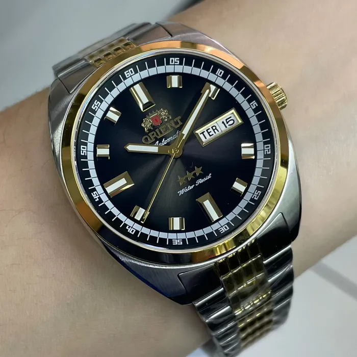 Orient 3 Estrelas Automático Heritage Dourado YN6TT004 Preto