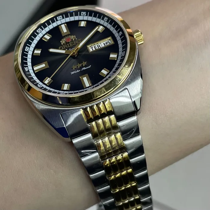 Orient 3 Estrelas Automático Heritage Dourado YN6TT004 Preto