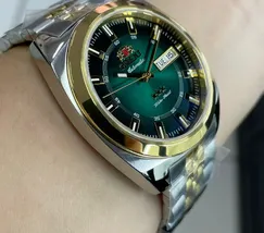 Orient 3 Estrelas Automático Heritage Dourado YN6TT005 Verde - imagem 5