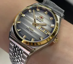 Orient 3 Estrelas Automático Heritage Misto YN6TT014 Prata - imagem 4