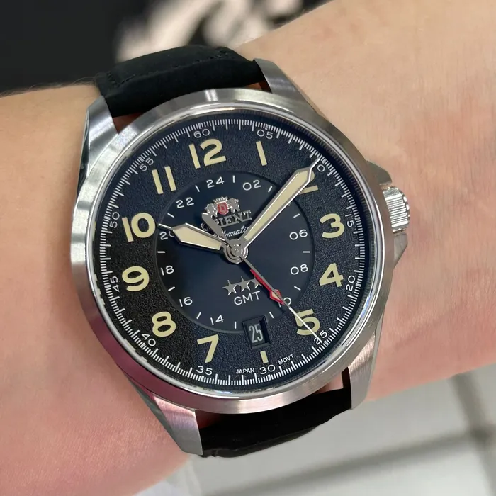 Orient 3 Estrelas GMT Automático Sports Land NH3SC017 preto