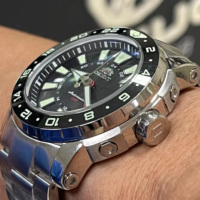Orient Posseidon GMT Automático Diver NH3SS001 Preto