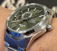 Orient Classico Automático Open heart NH3SS005 Verde - imagem 3