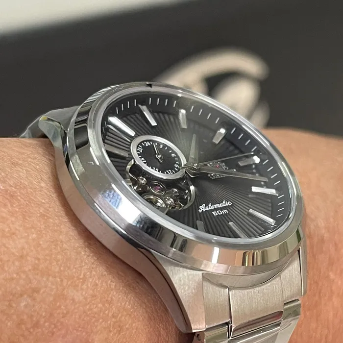 Orient Classico Automático Open heart NH3SS005 Grafite