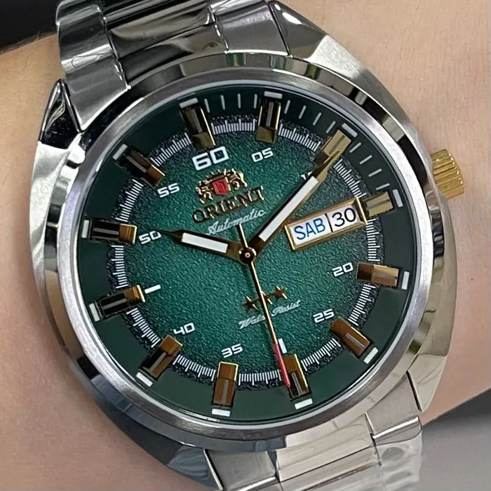 Orient 3 EStrelas Automático Classico NH3SS006 Verde