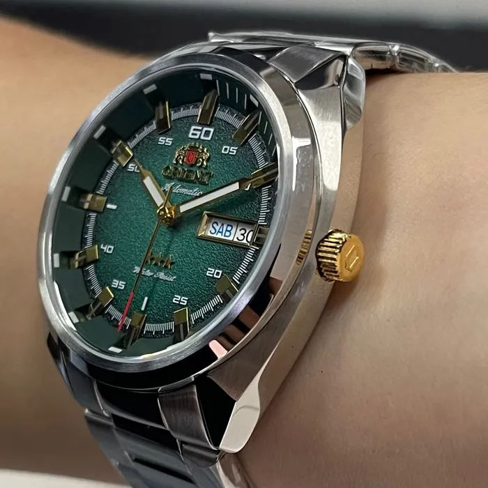 Orient 3 EStrelas Automático Classico NH3SS006 Verde