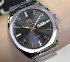 Orient 3 EStrelas Automático Classico NH3SS008 Preto - imagem 1