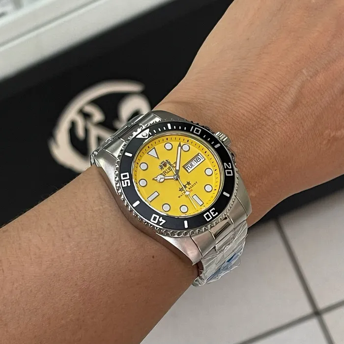 Relógio Orient 3 Estrelas Automático NH3SS011 Amarelo 42mm | Taniguchi Relógios