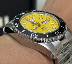 Orient 3 EStrelas Automático Sports (submariner) NH3SS011 amarelo - imagem 3