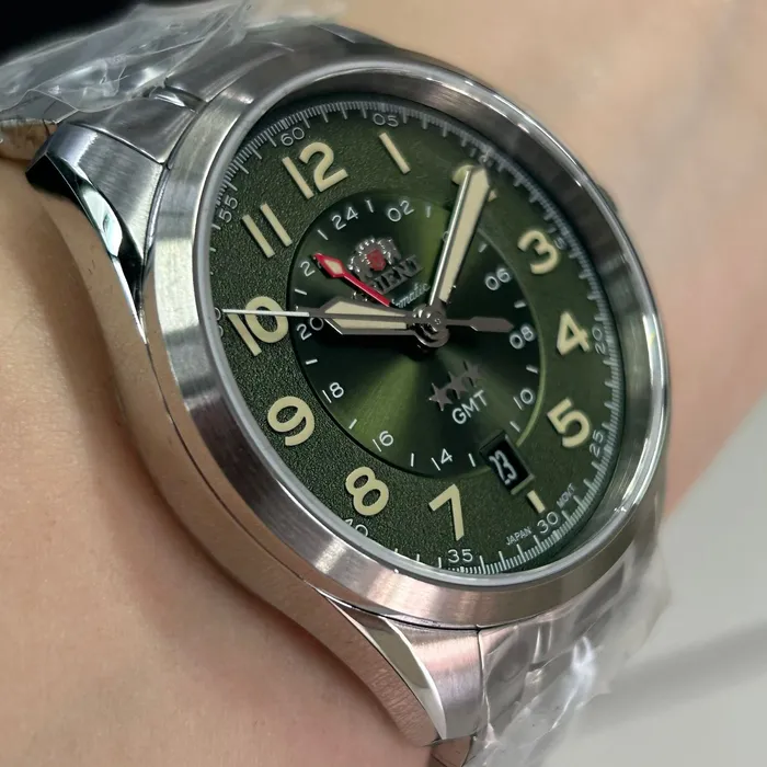 Orient 3 Estrelas GMT Automático Sports Land NH3SS017 verde